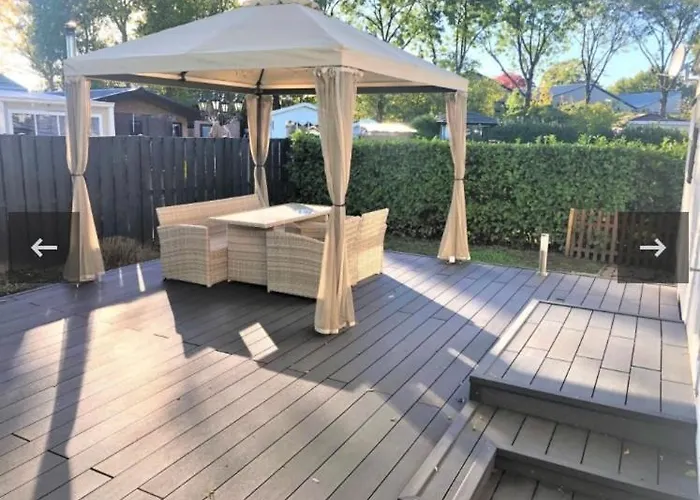 Vakantiehuis Recreatiepark Rhederlaagse Meren Vakantiepark *